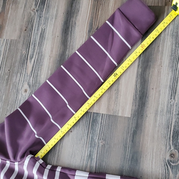 O'Neill Zip up - Picture 8 of 10